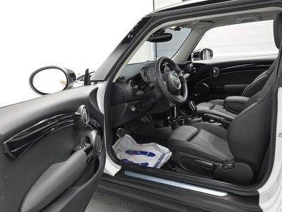 2023 MINI COOPER thumbnail 13