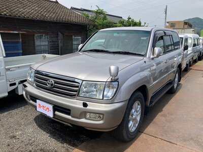 TOYOTA LAND CRUISER 100