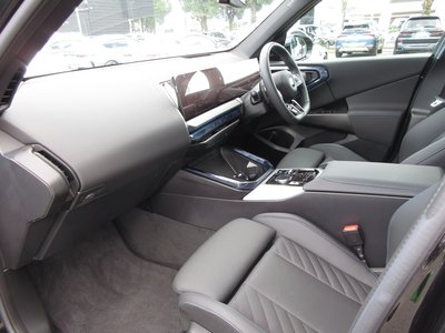 2024 BMW X3 thumbnail 17