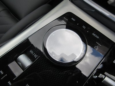 2024 BMW X3 thumbnail 40