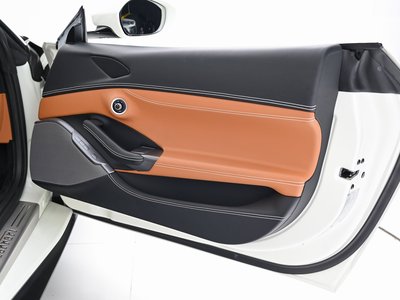 2020 Ferrari PORTOFINO — миниатюра 14