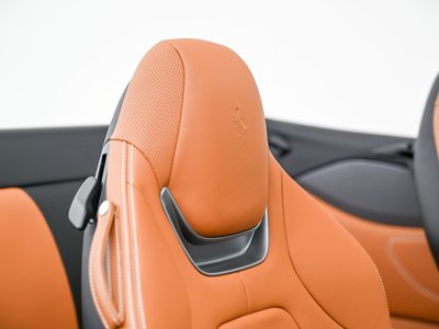2020 Ferrari PORTOFINO — миниатюра 12