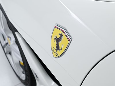 2020 Ferrari PORTOFINO — миниатюра 25