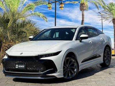 TOYOTA CROWN CROSSOVER