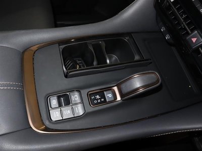 2025 Toyota ALPHARD — миниатюра 32