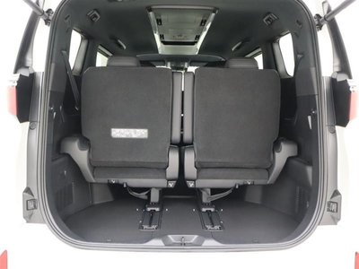 2025 Toyota ALPHARD — миниатюра 23