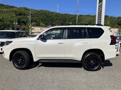 TOYOTA LAND CRUISER PRADO - 3
