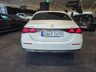 MERCEDES-BENZ E-CLASS - 3