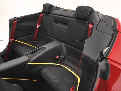 2026 Ferrari ROMA SPIDER — миниатюра 15