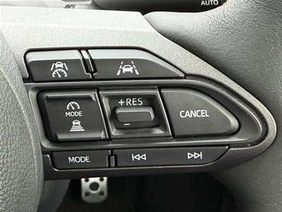 TOYOTA GR YARIS - 10
