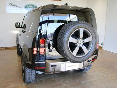 LAND ROVER DEFENDER - 6