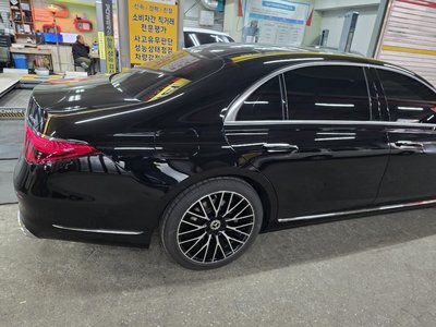 MERCEDES-BENZ S-CLASS - 6