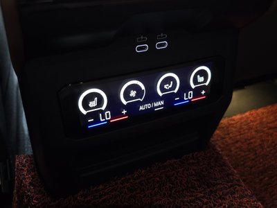 صورة مصغرة 27 لـ 2026 BMW 5 SERIES
