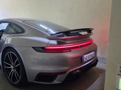PORSCHE 911 - 4