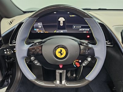 2025 Ferrari ROMA — миниатюра 13