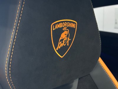 2023 Lamborghini URUS — миниатюра 19