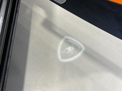 2023 Lamborghini URUS — миниатюра 21