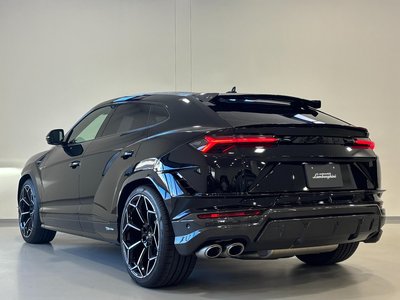2023 Lamborghini URUS — миниатюра 5
