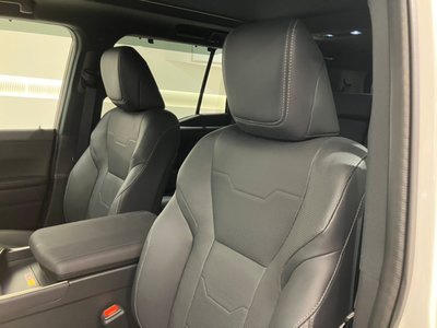 صورة مصغرة 18 لـ 2025 Lexus GX