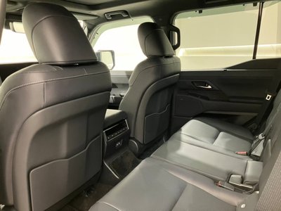 صورة مصغرة 25 لـ 2025 Lexus GX