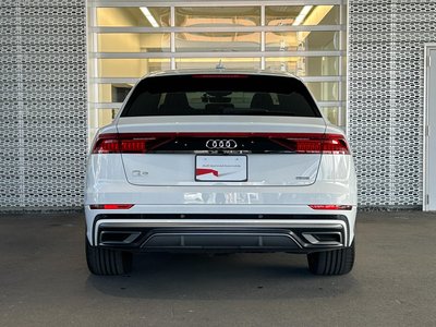 AUDI Q8 - 5