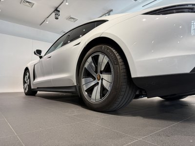 2023 Porsche TAYCAN thumbnail 20