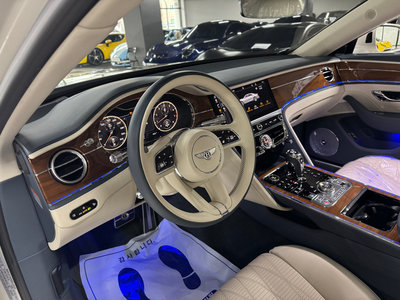 2021 Bentley FLYING SPUR photo 3