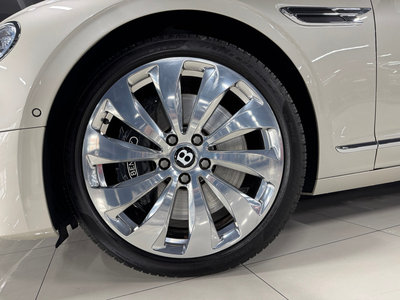 صورة مصغرة 18 لـ 2021 Bentley FLYING SPUR