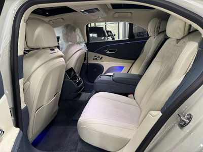 صورة مصغرة 14 لـ 2021 Bentley FLYING SPUR