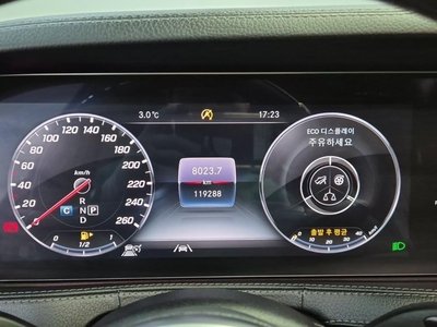 MERCEDES-BENZ S-CLASS - 7