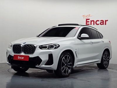 صورة 1 لـ 2025 BMW X4