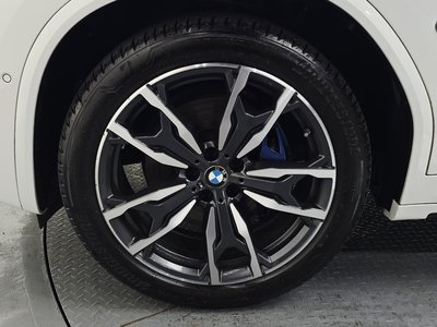 صورة 6 لـ 2025 BMW X4