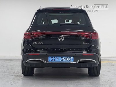 MERCEDES-BENZ EQB - 3