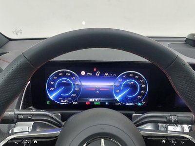 MERCEDES-BENZ EQB - 8