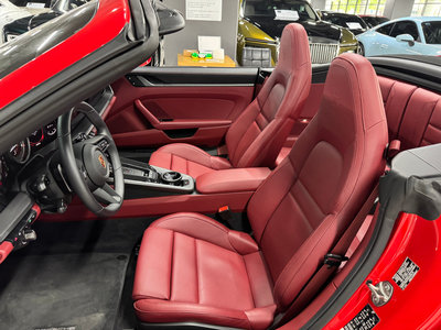 PORSCHE 911 - 8