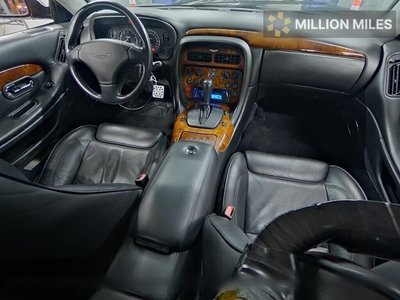 ASTON MARTIN DB7 - 3