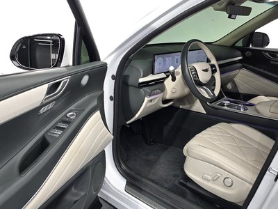 2025 Genesis GV80 — миниатюра 13