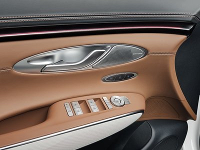 2025 Genesis GV70 — миниатюра 31