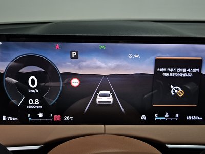 2025 Genesis GV70 — миниатюра 11