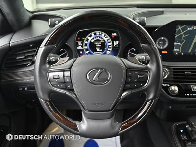2022 Lexus LS — миниатюра 13