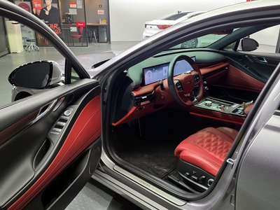 GENESIS G80 (RG3) - 10