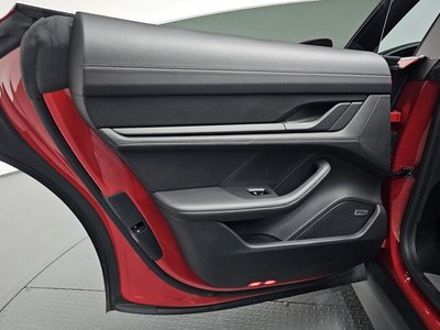 2021 Porsche TAYCAN — миниатюра 16