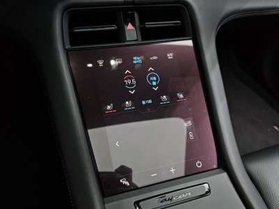 2021 Porsche TAYCAN — миниатюра 31
