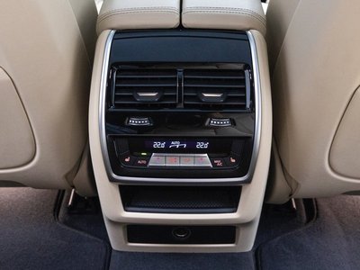 2021 BMW X5 — миниатюра 19