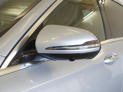 MERCEDES-BENZ E-CLASS - 7