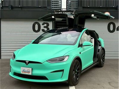 TESLA MODEL X - 6