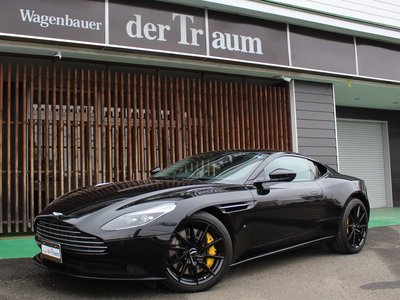 ASTON MARTIN DB11 - 1