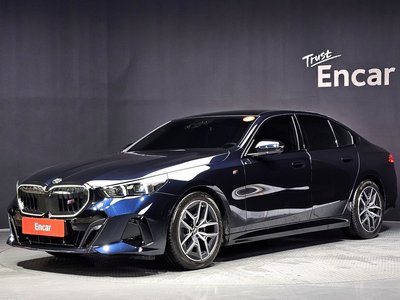 2024 BMW 5 SERIES 照片 1