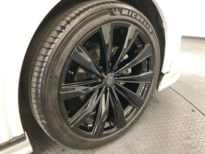 TOYOTA CROWN SPORT - 4