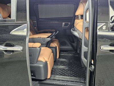 2025 TOYOTA ALPHARD — миниатюра 17